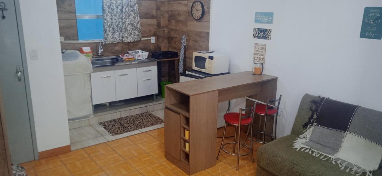 Kitnet Mobiliada No Centro De Sao Leopoldo. Apartment